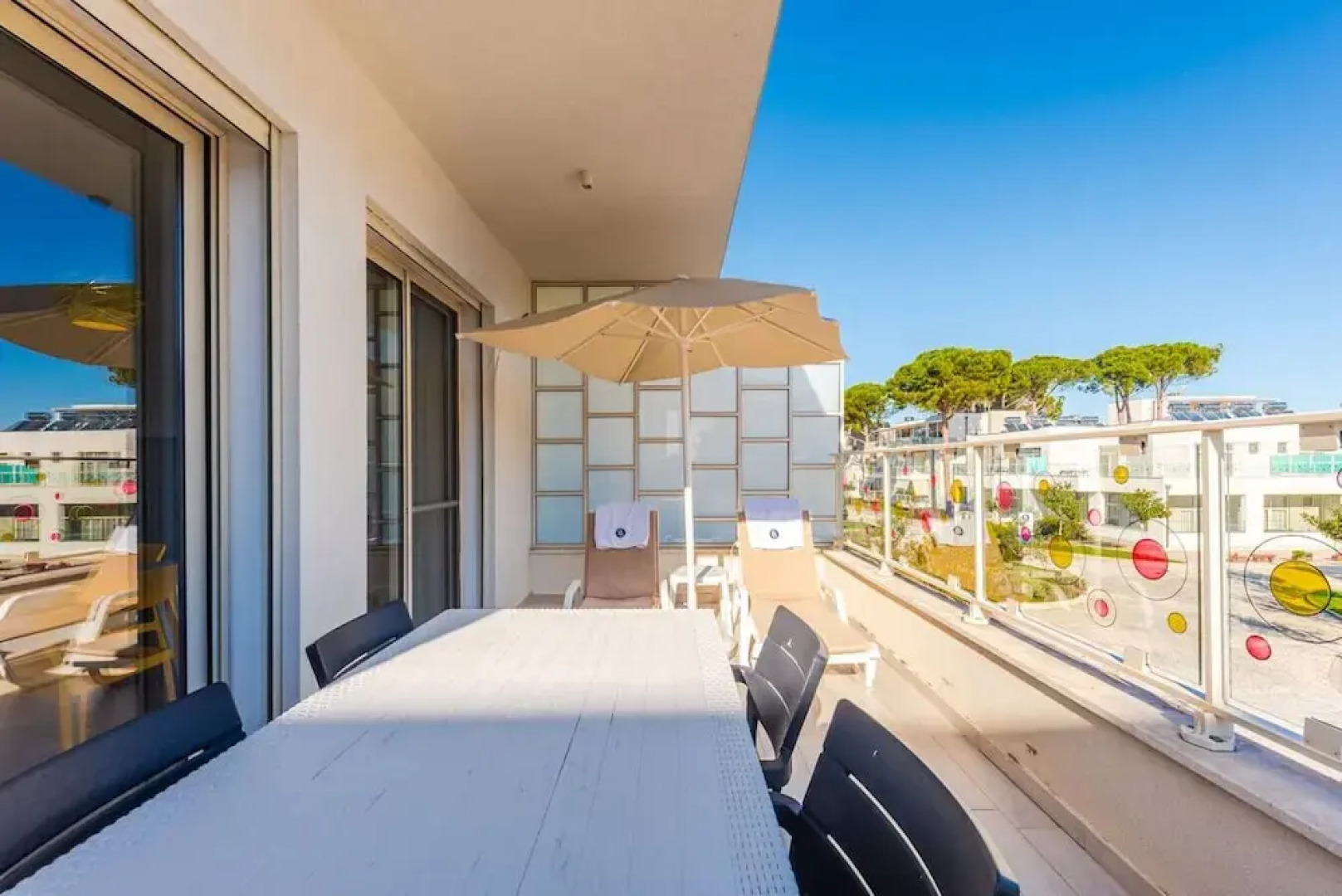 Spacious 1BR Apartment With Resort Access