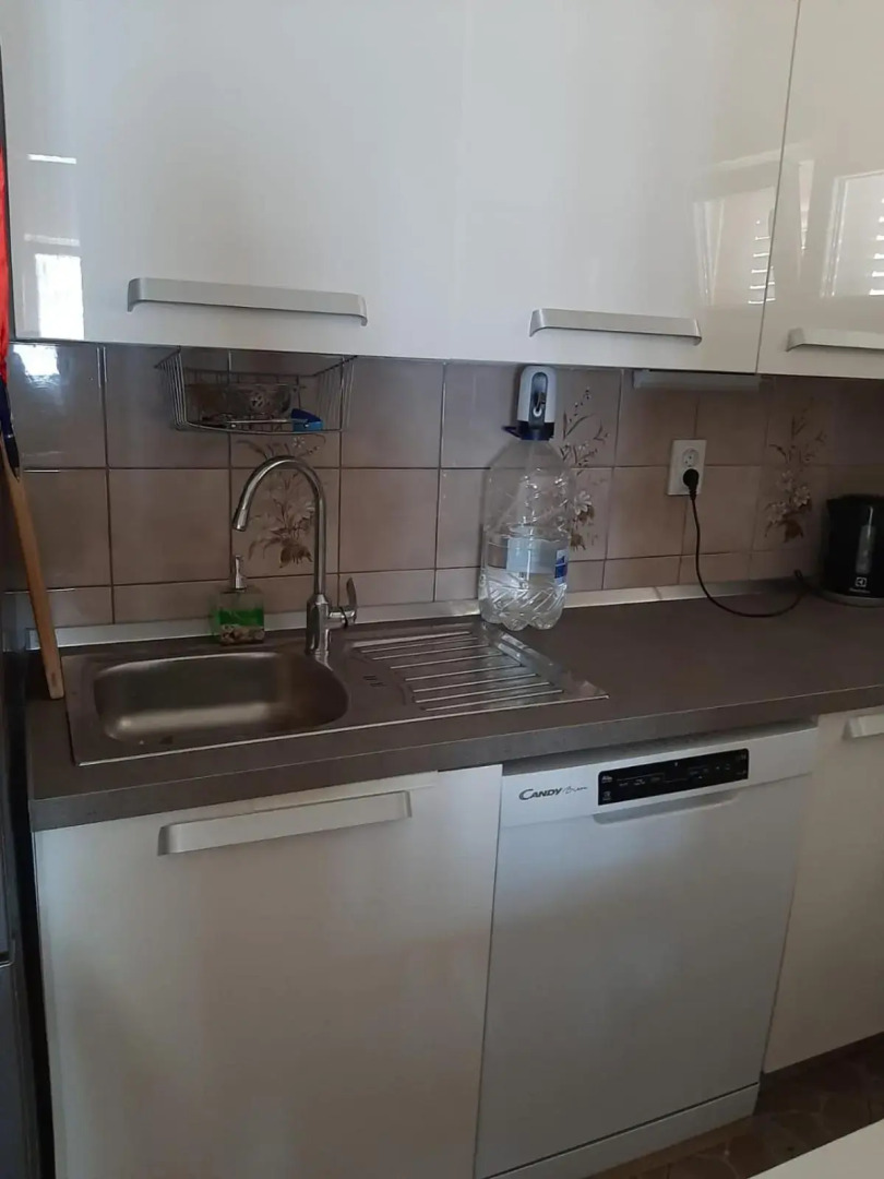 Villa Vesna, 70m from beach