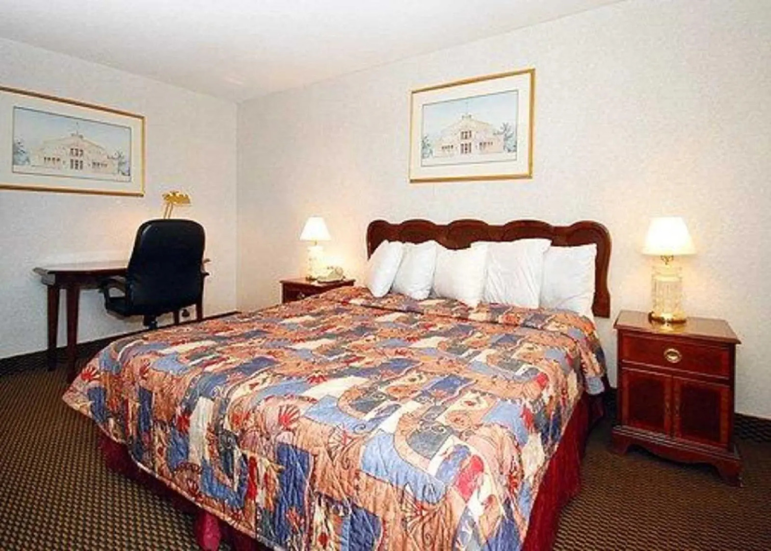 Econo Lodge Chicopee