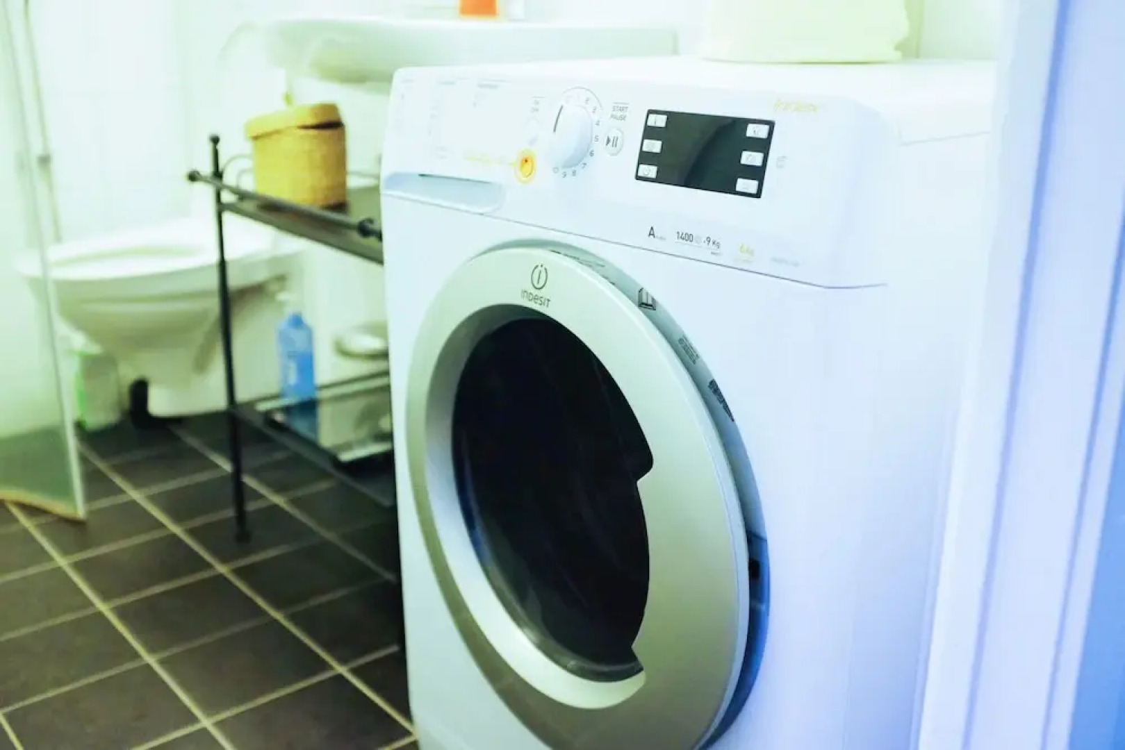 Central - 2 Bedroom Apartment