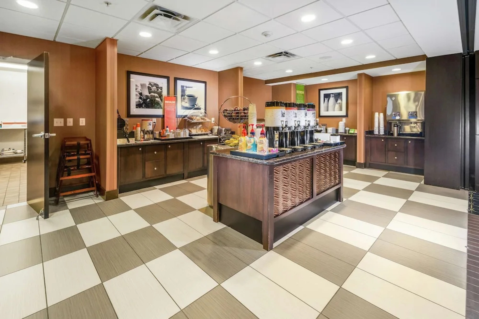 Hampton Inn & Suites Tulsa/Catoosa