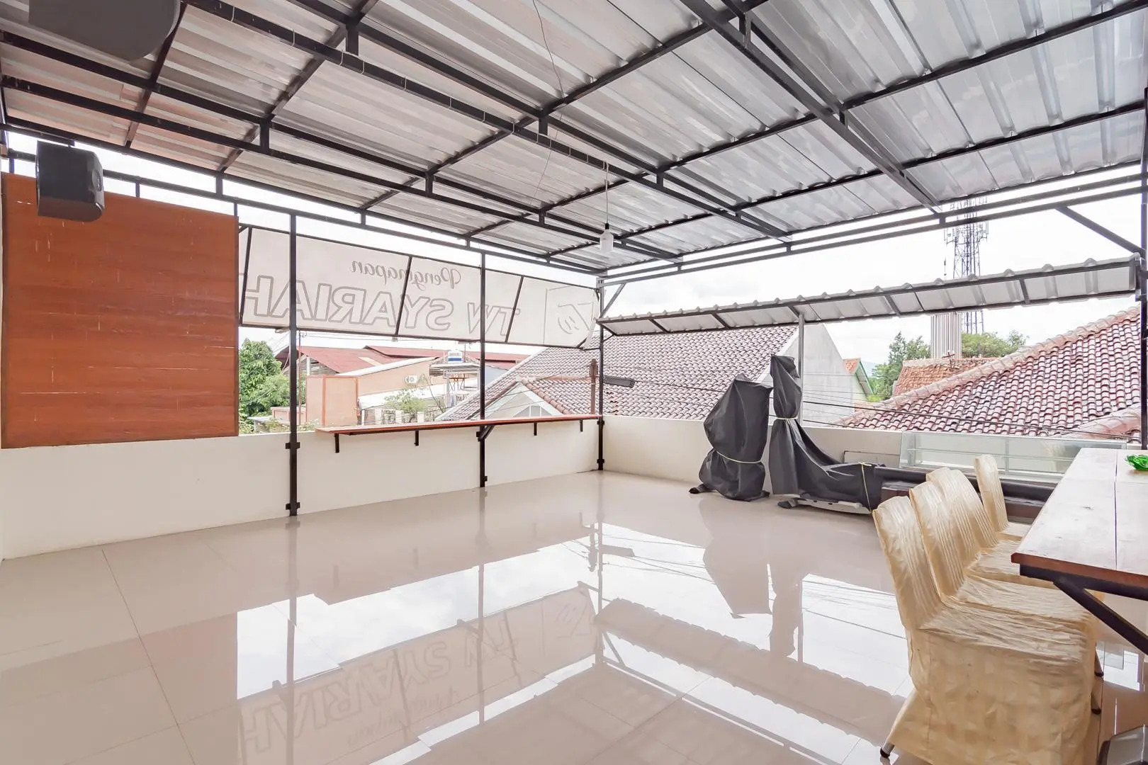 RedDoorz Syariah near Stasiun Cianjur