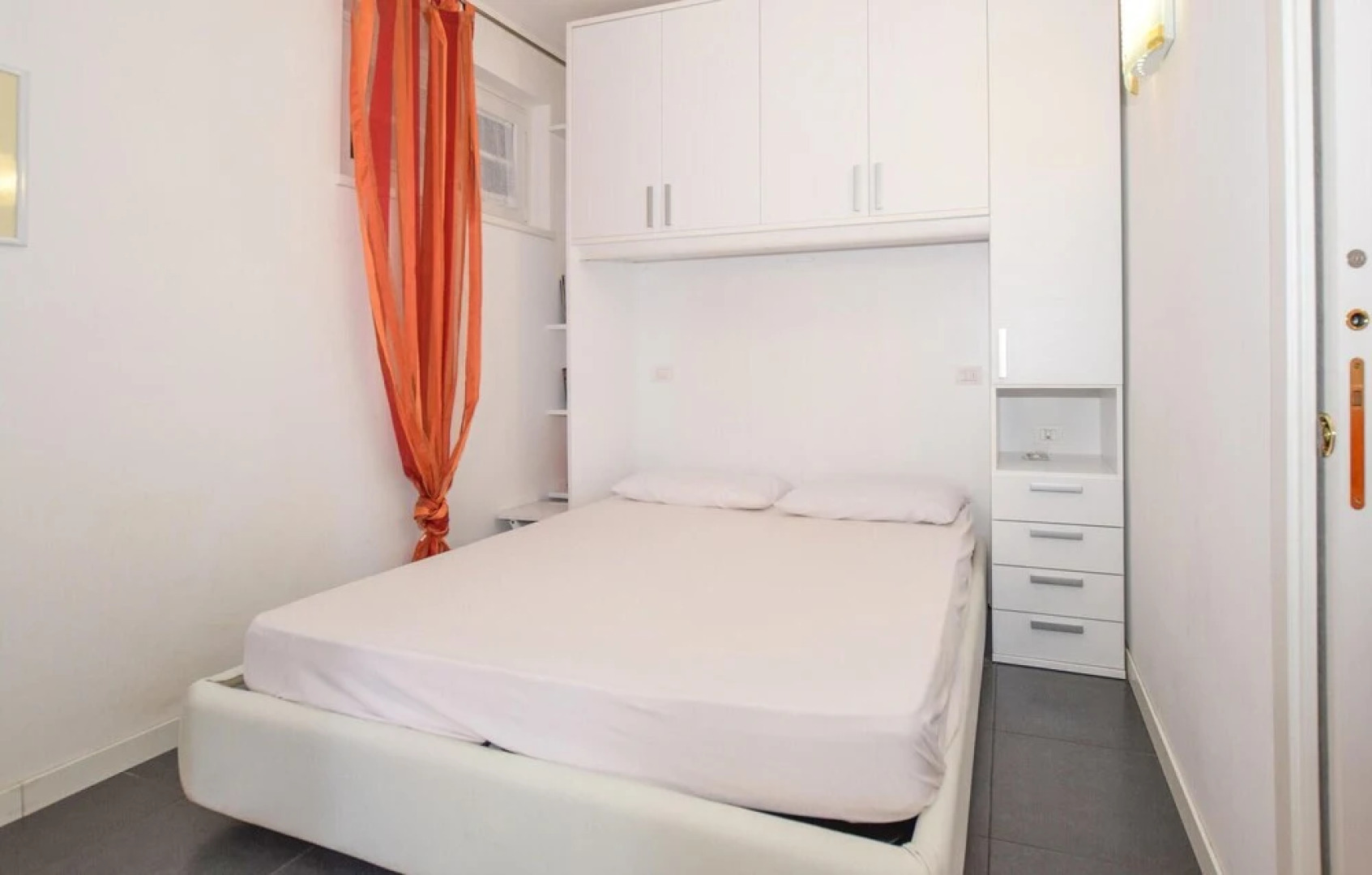 Nice Home in Magliolo With Wifi and 1 Bedrooms