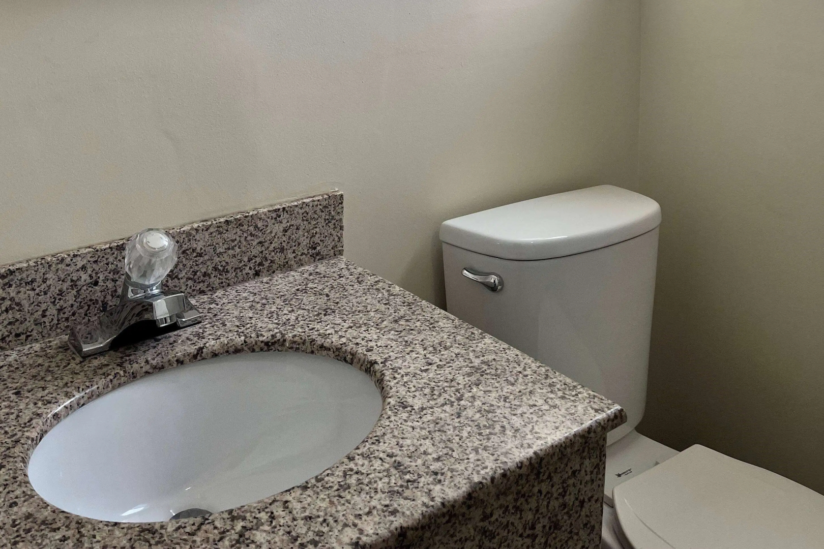 Travelodge by Wyndham Terre Haute