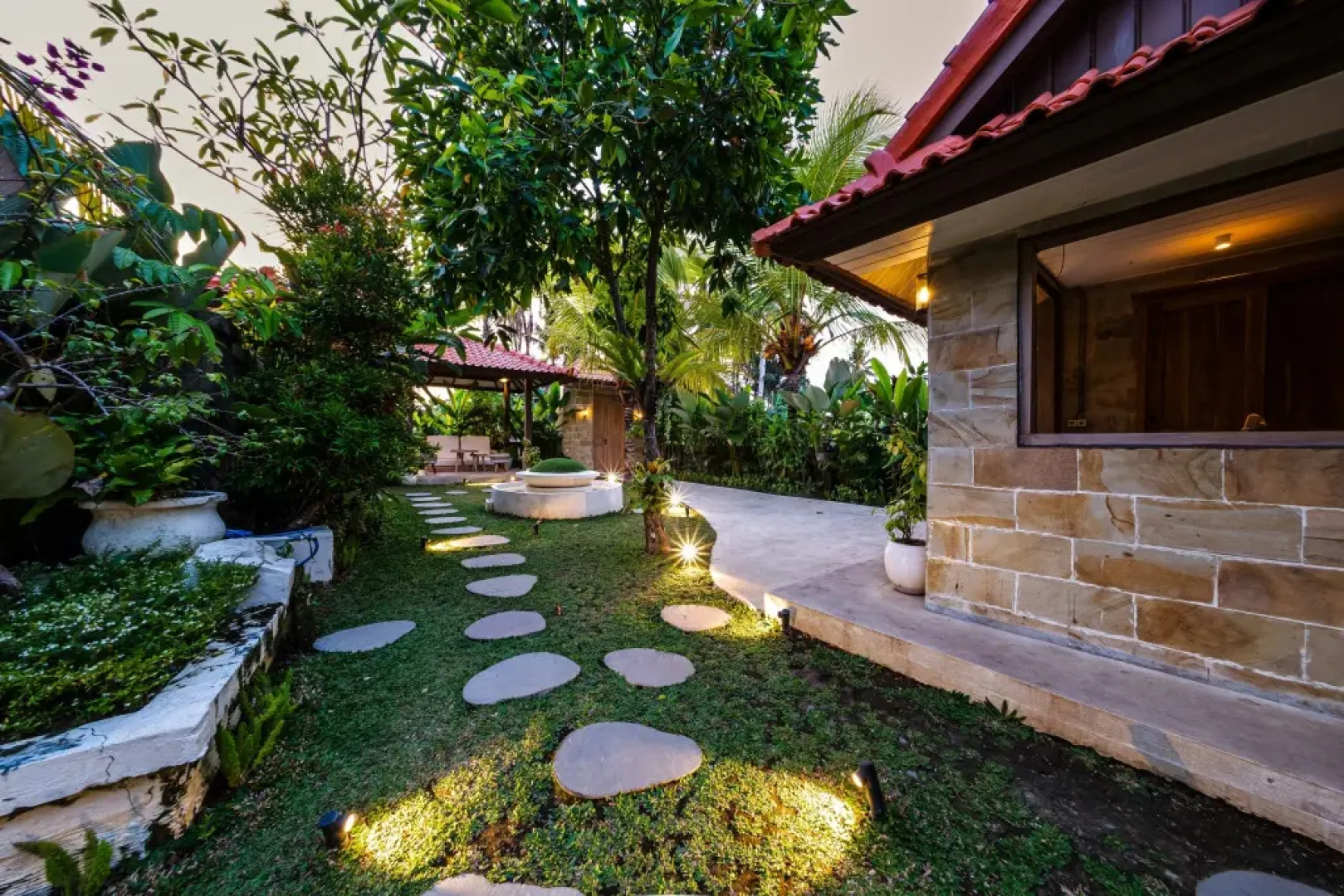 Nyaman Villas by EVDEkimi - Romantic escape among rice fields with Pool, Terrace