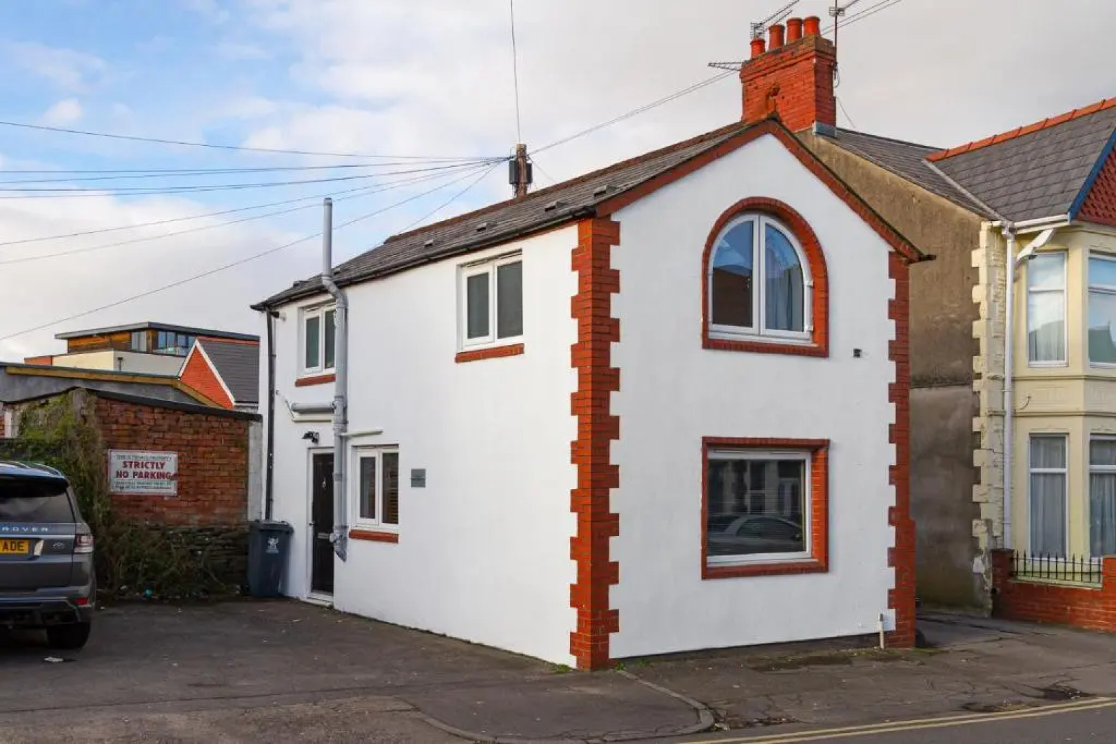 The Coach House, centrally located detached Coach House