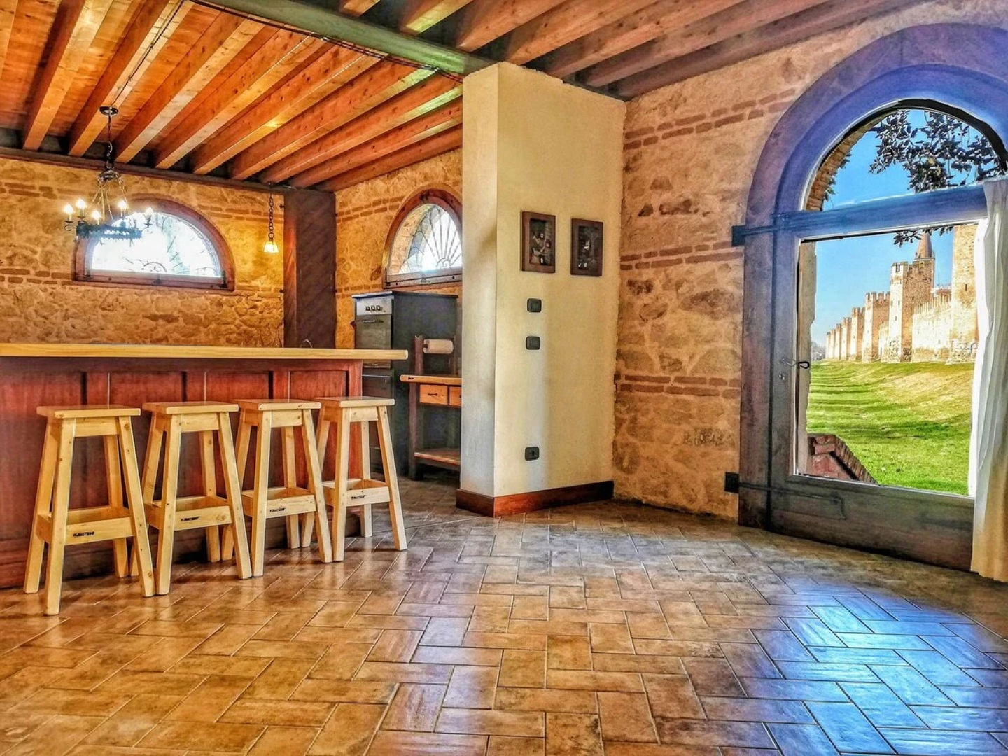 Casale Medievale-Per La Dolce Vita