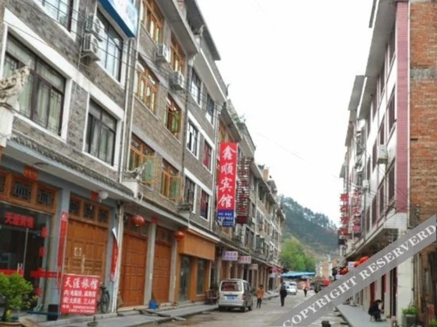 Zhengzong Shiqian Inn