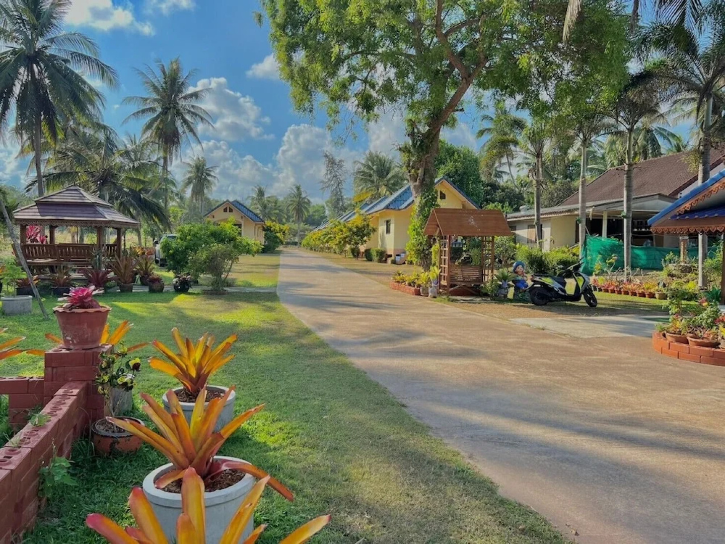 Thungwua laen resort