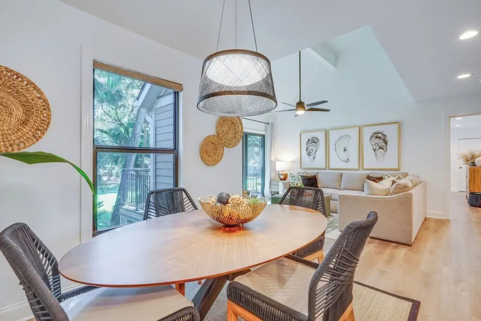 < 1 Mi to Seabrook Island Beach: Golf-view Villa!