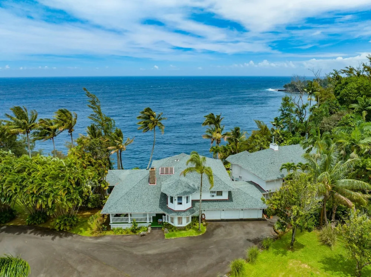 Hamakua Hotel