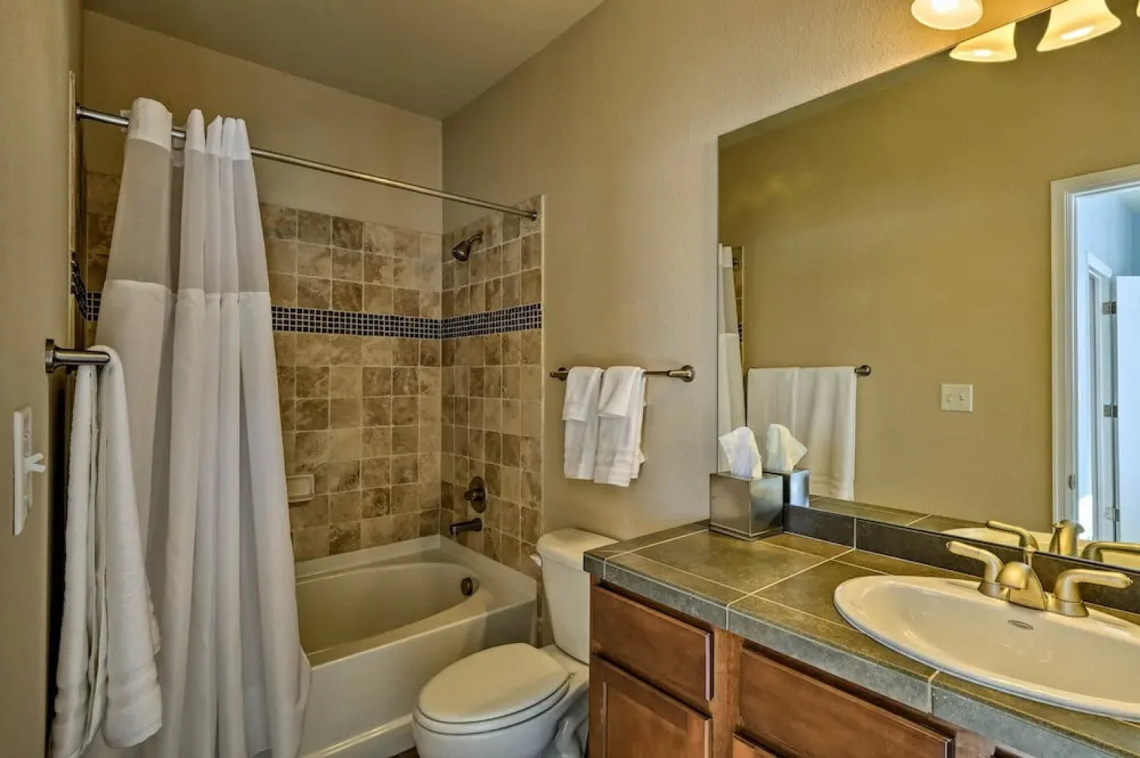 Granby Getaway: Cozy Condo Only 2 Mi to Ski Slopes