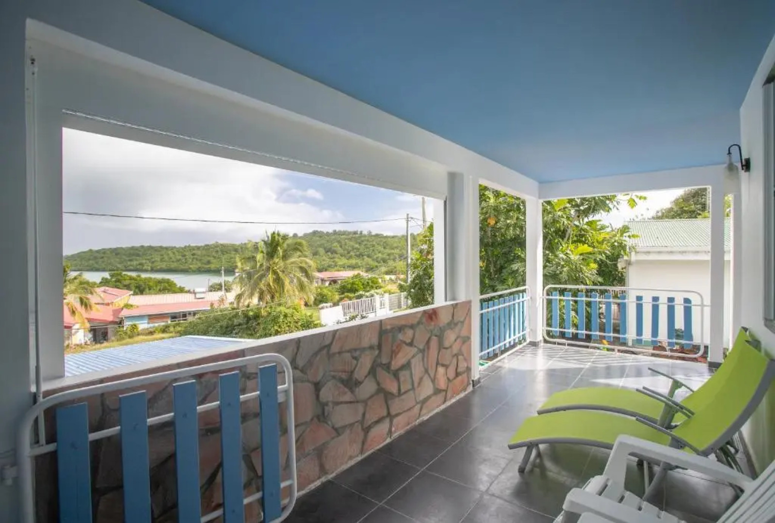 La Villa Bleue Topaze 1er - Vue Mer