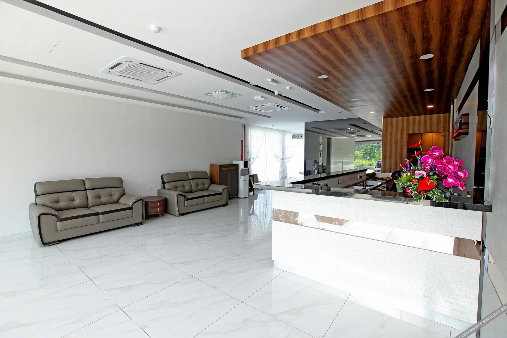 B&L Hotel by Oyo Rooms