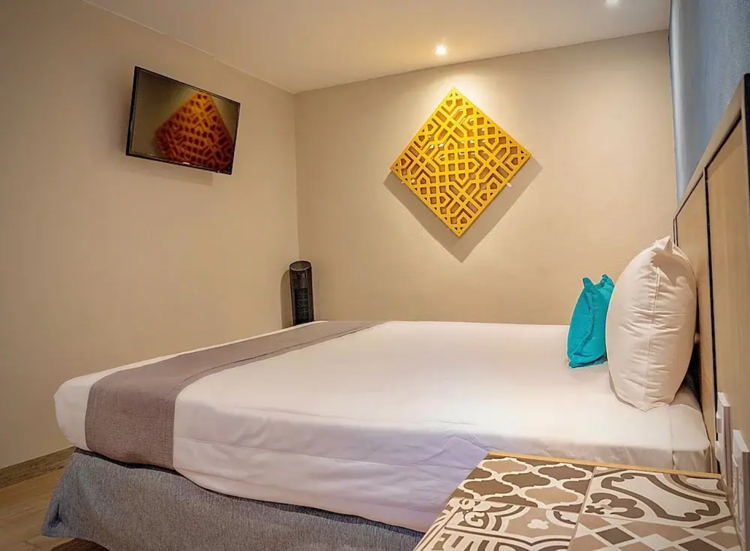 Ayenda Continental Mexicano