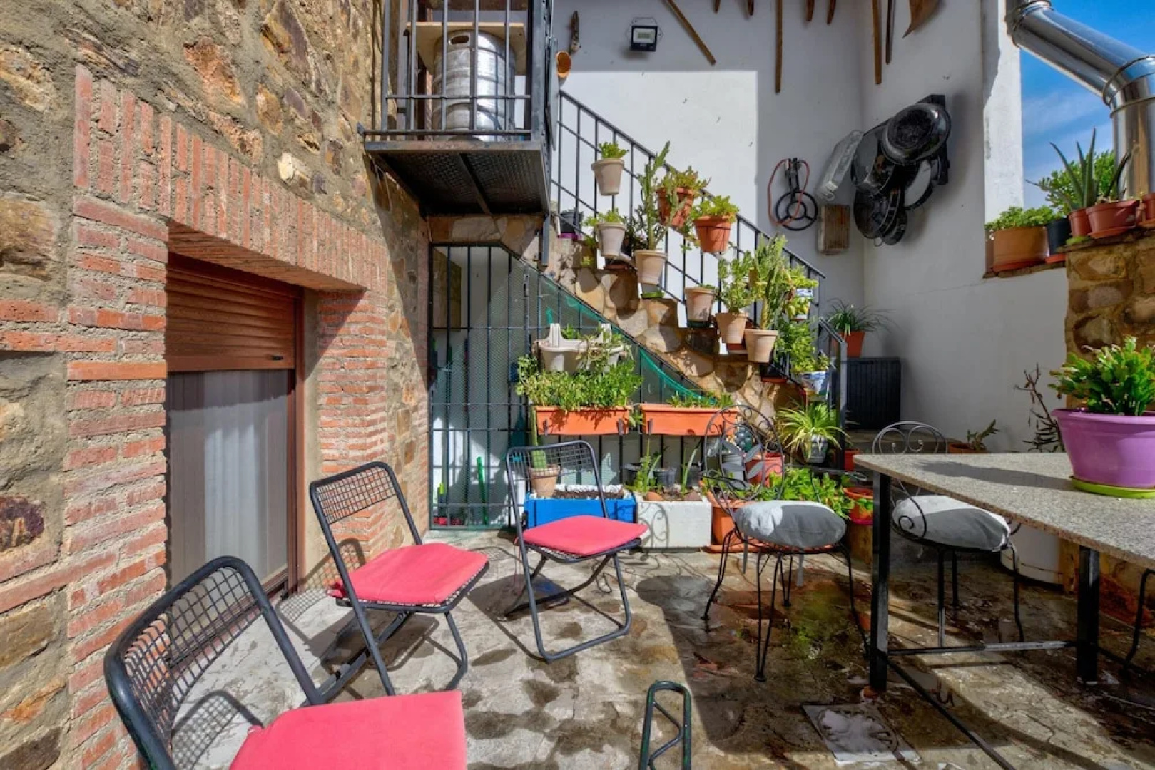 Villa With 6 Bedrooms in Puebla de Don Rodrigo, With Wonderful Mountain View, Private Pool and Furnished Balcony