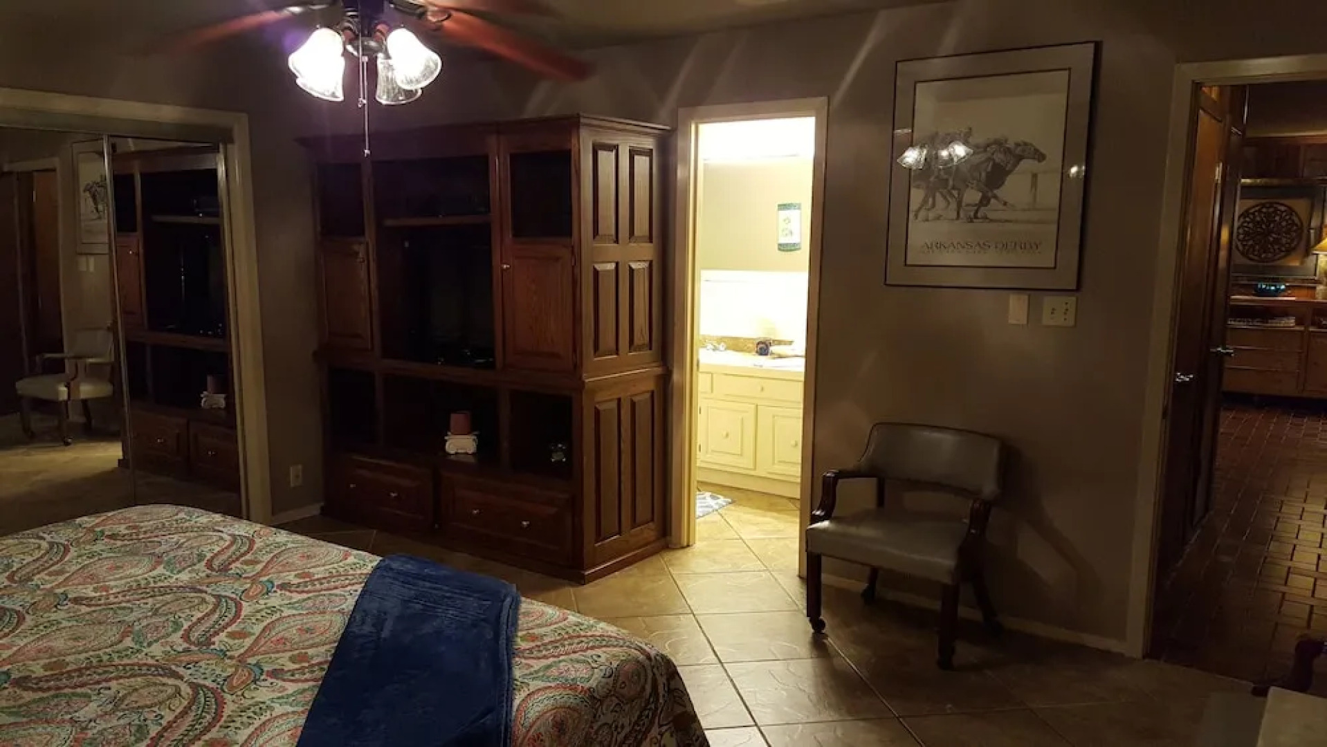 Waterfront Listing - 3 Bedroom 3 Bath on Secluded Private Cove,great Location