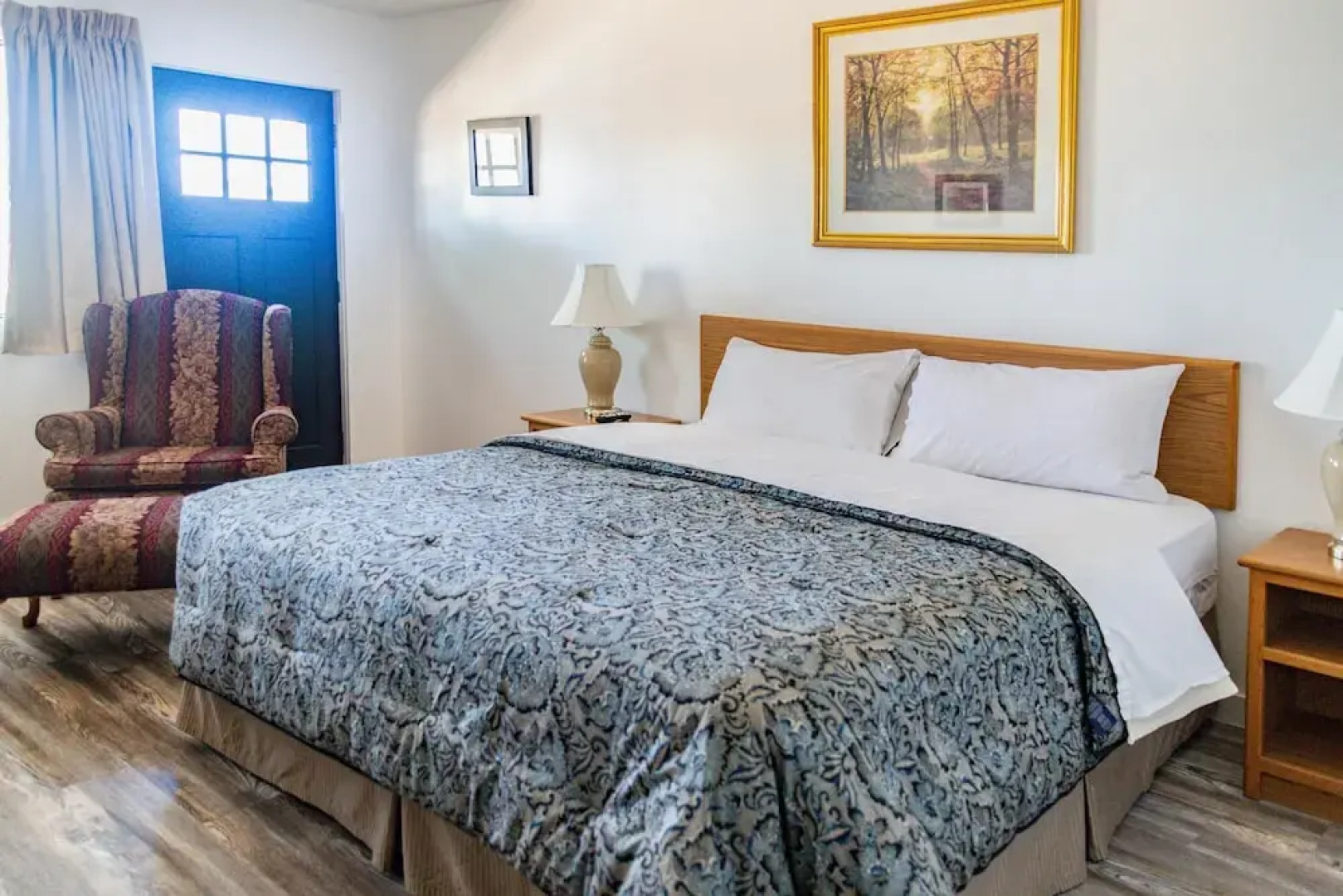 Riverwood Inn Hotel Deluxe King Suite