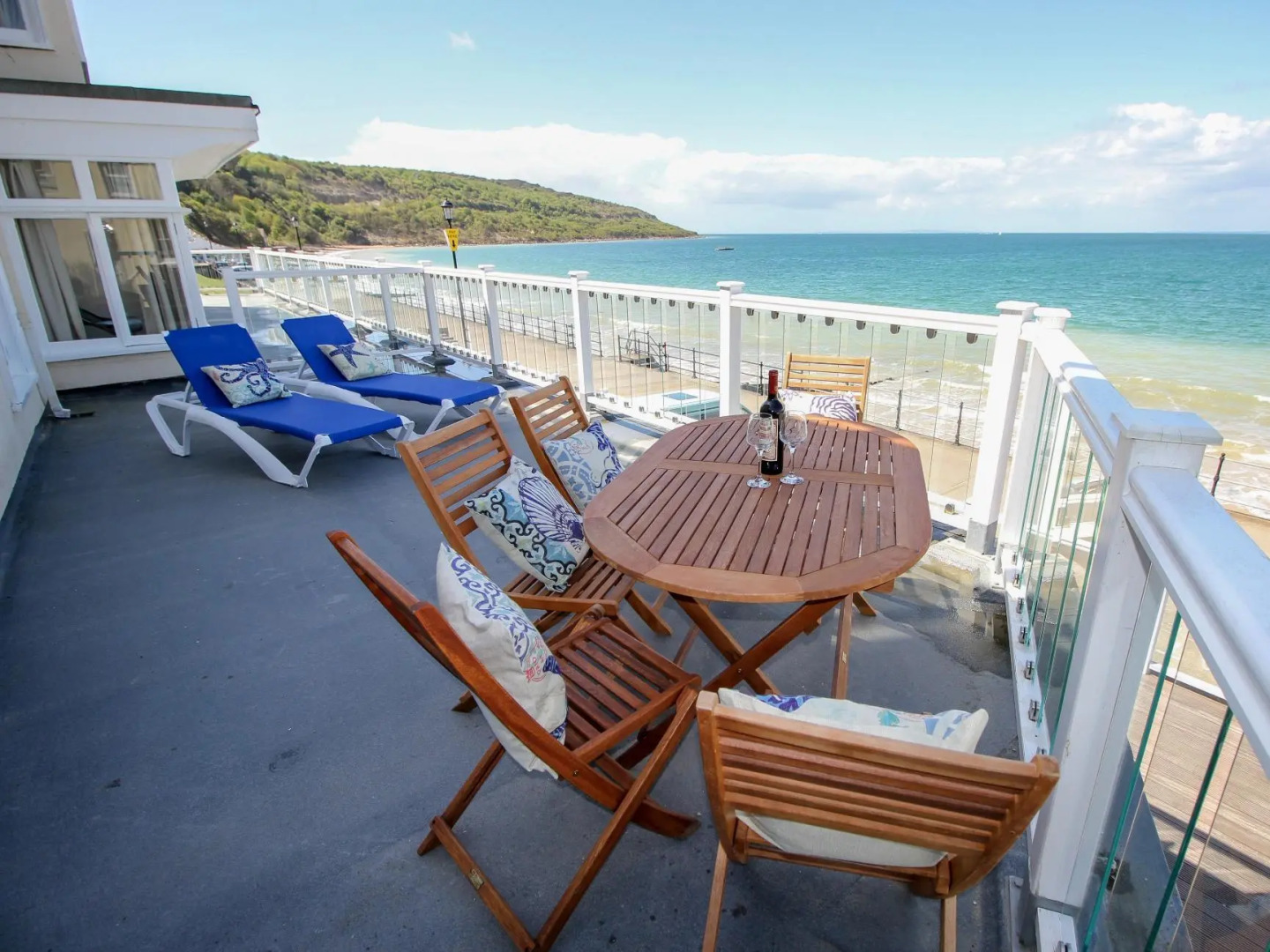 Garden Apartment On The Beach