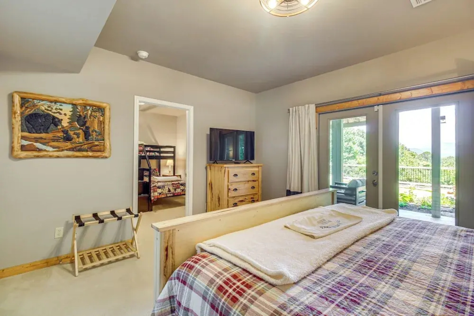 Ellijay Cabin w/ Hot Tub & Mountain Views