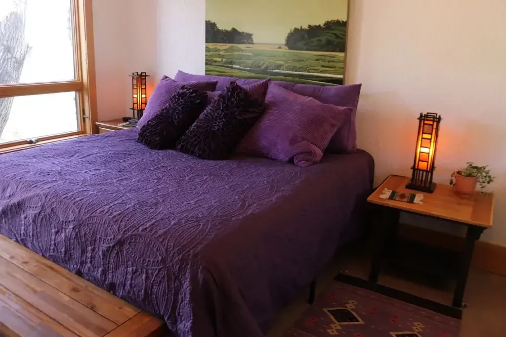 River Stone Inn & Gallery