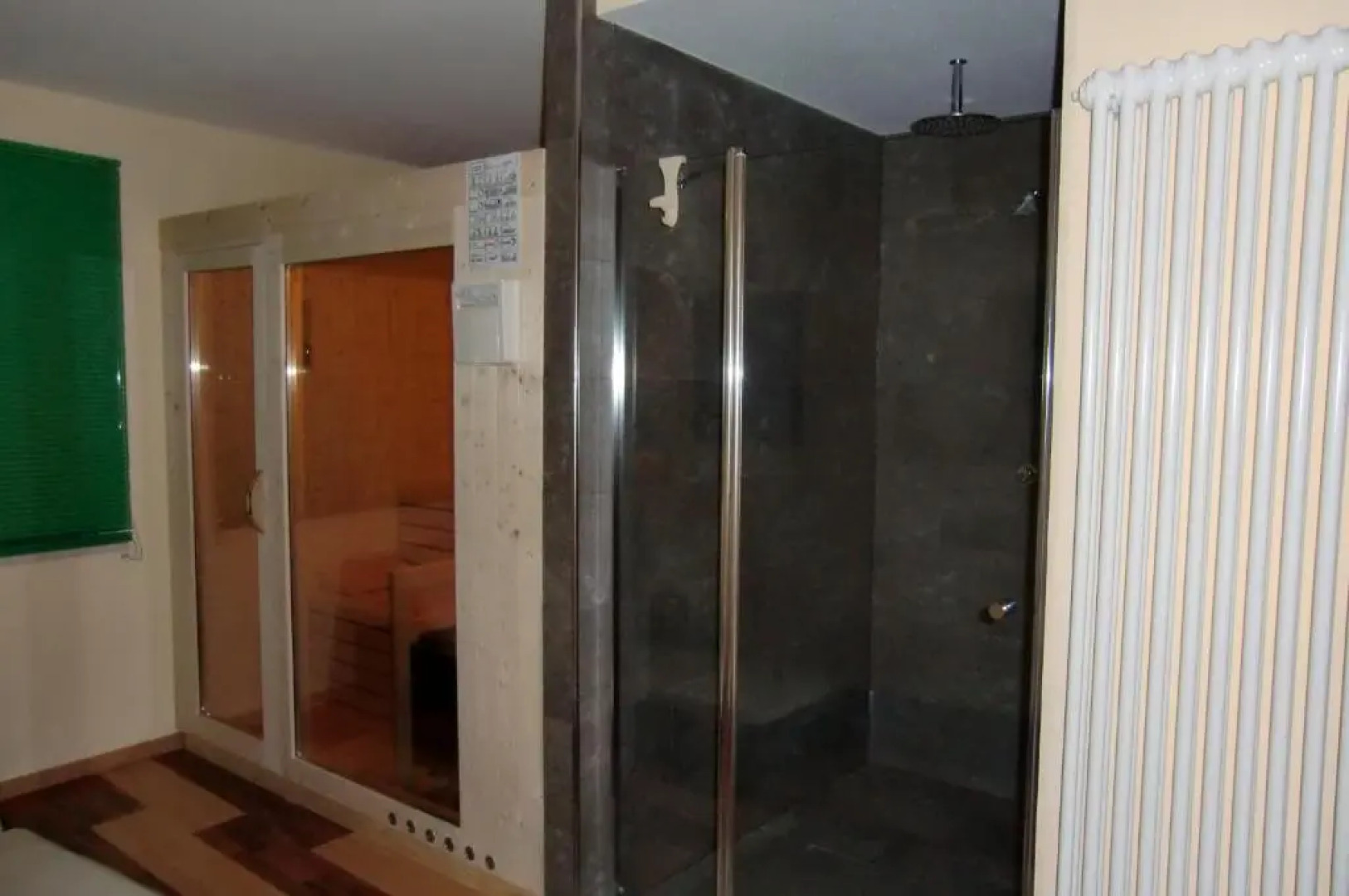 Neuprantl Apartments