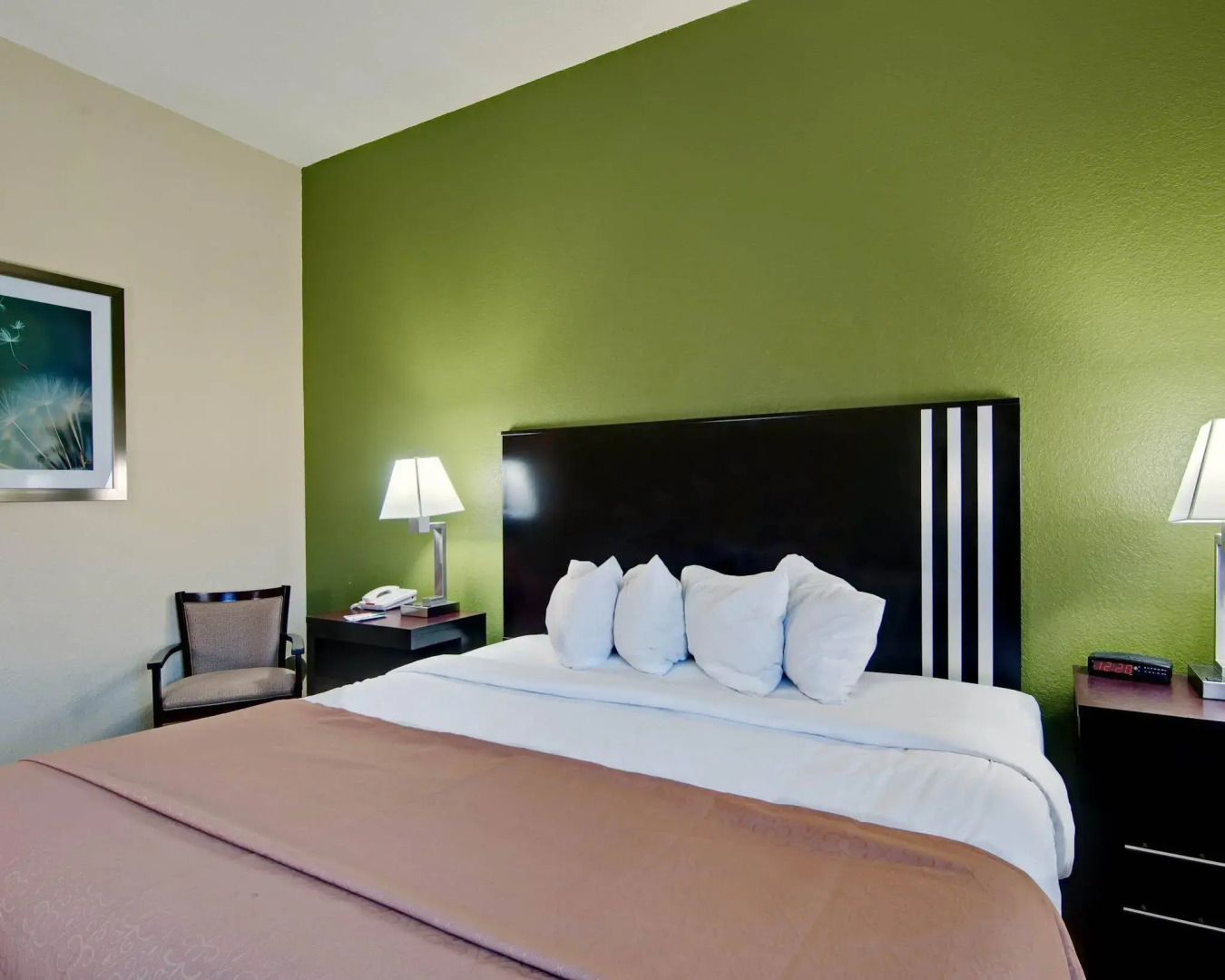 Spark by Hilton Wytheville East Main Street