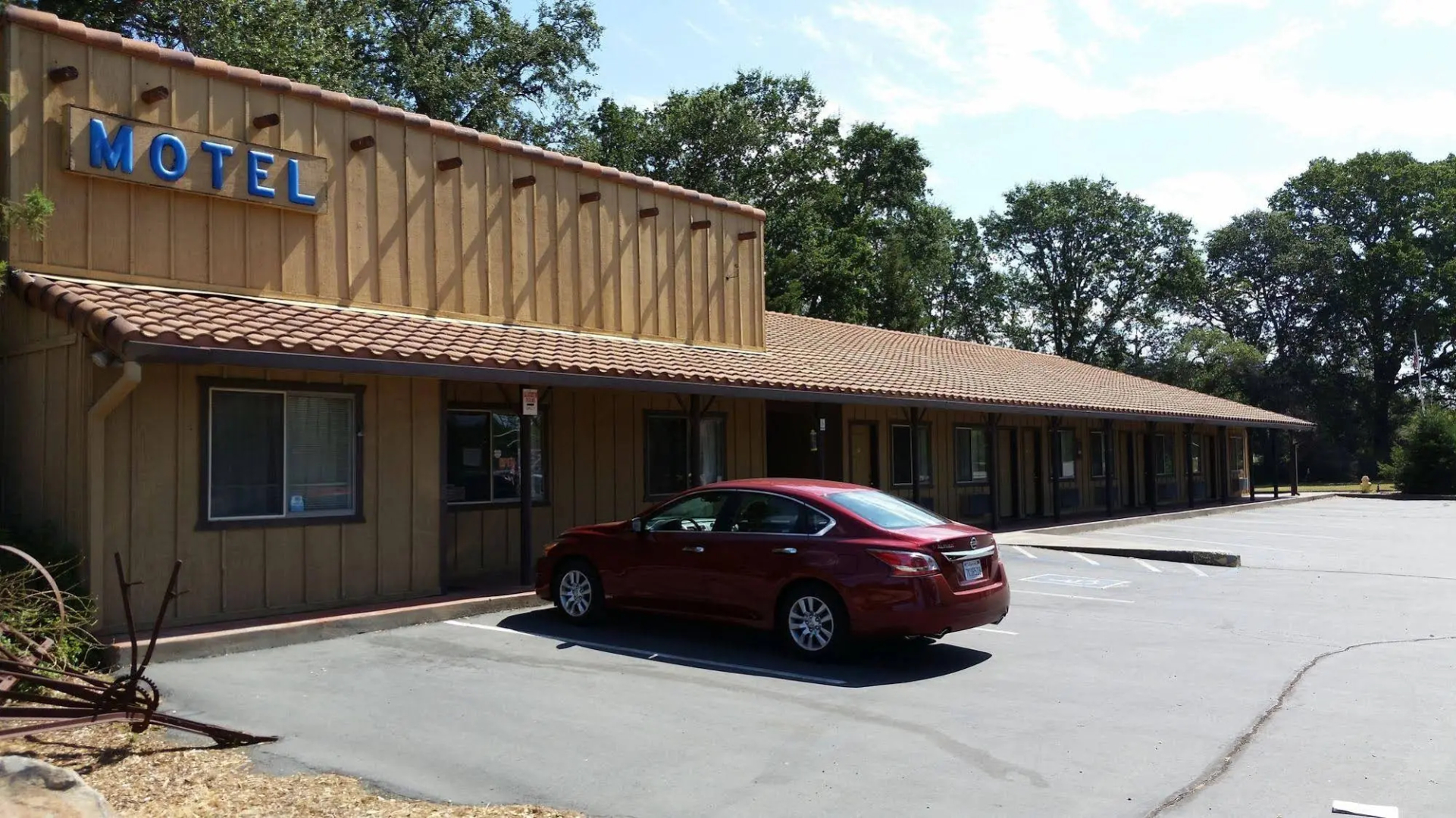 Creekside Lodge