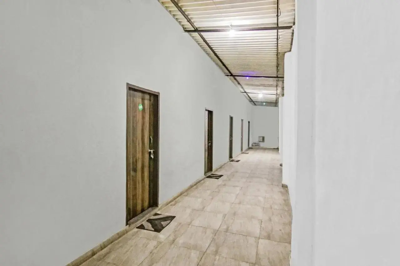 Oyo Flagship 703738 Hotel Prince In