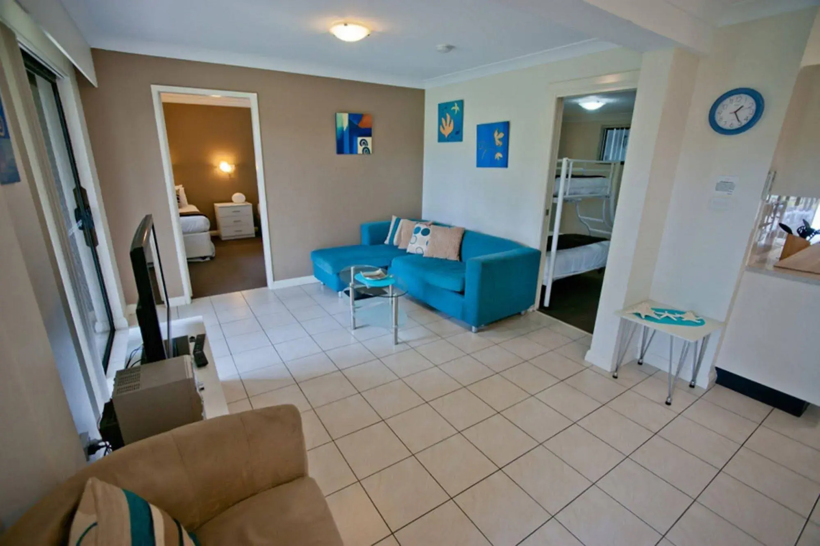 Smugglers on the Beach