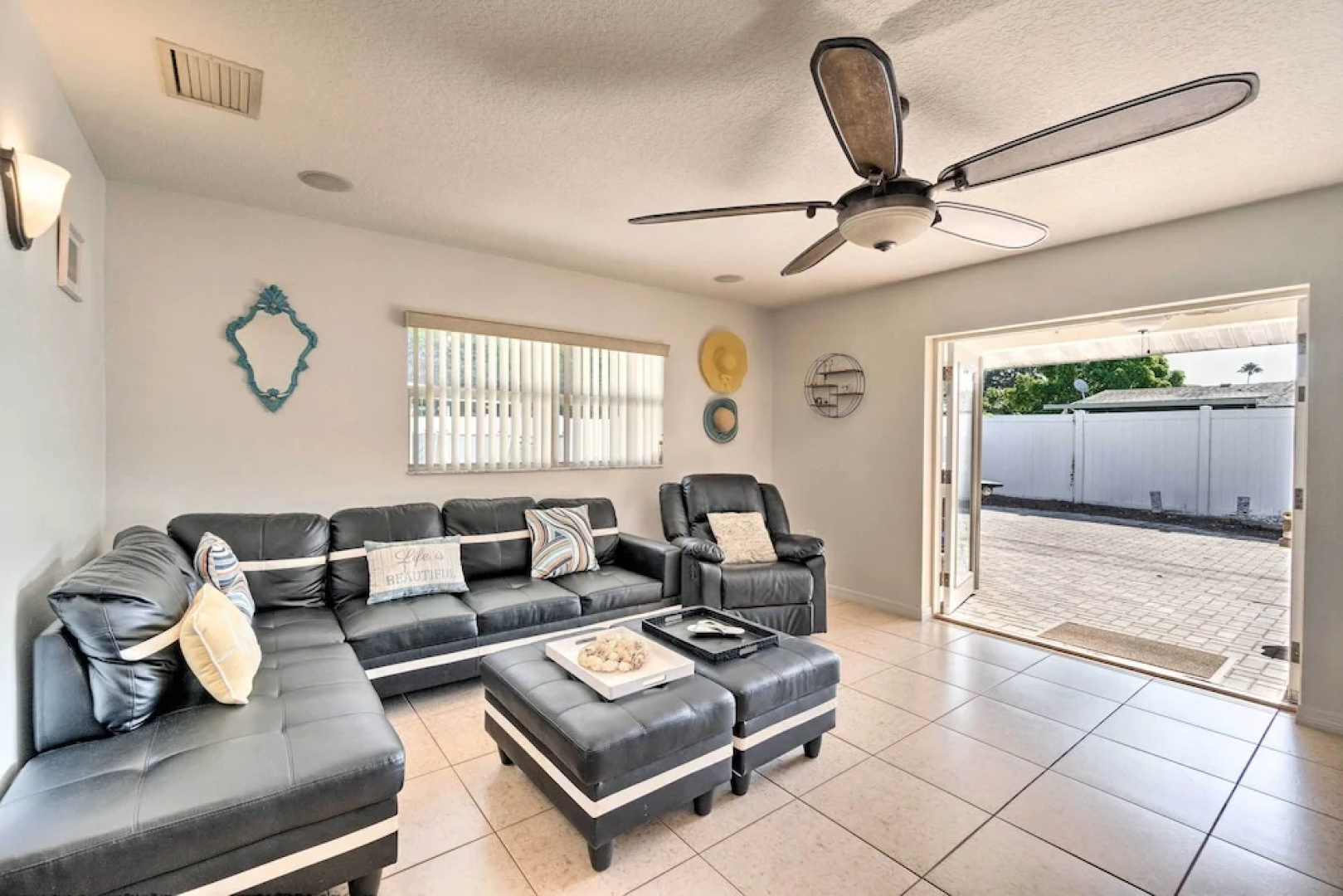 6 Mi to Beach: Bradenton Home w/ Pool & Yard