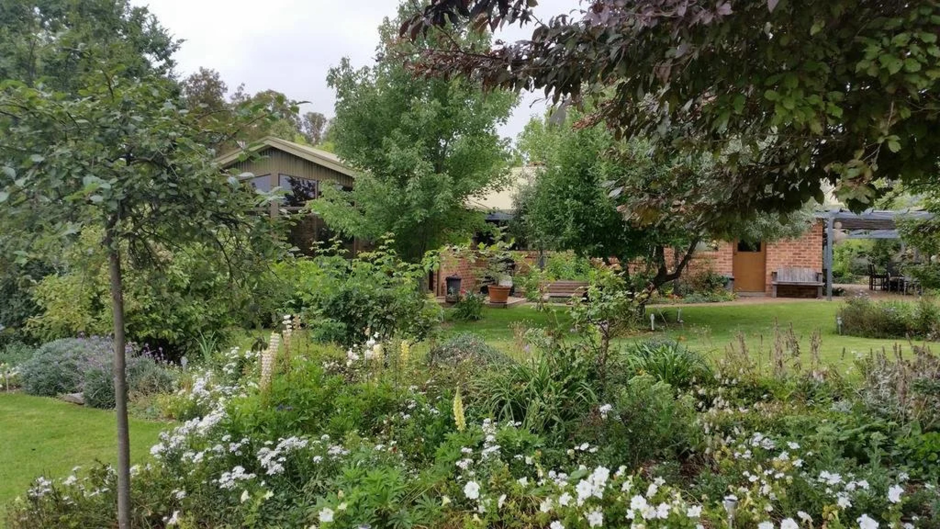 Glenhope Alpaca Farm Suites