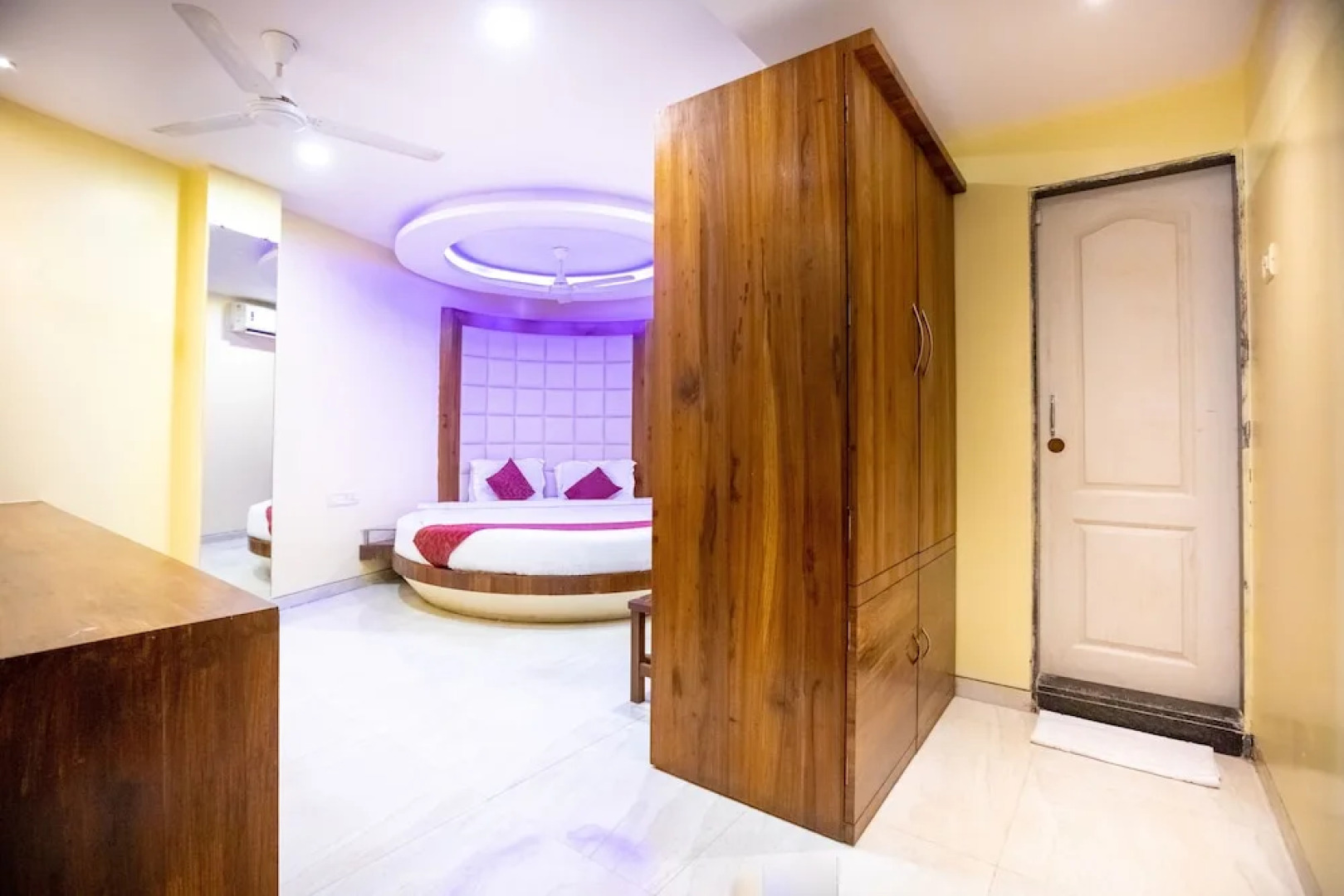 Hotel Apex International