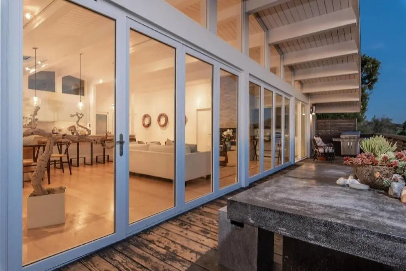 Beautifully Designed Palos Verdes Villa w/ Private Beach and Stunning Views