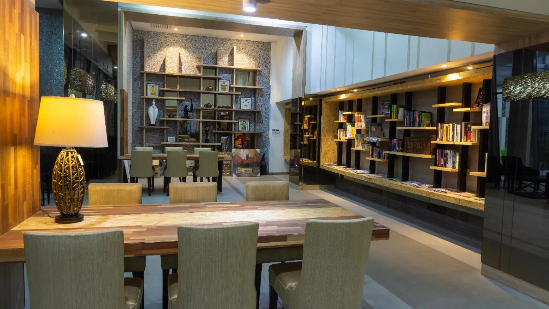 Grande Valore Hotel & Serviced Apartment