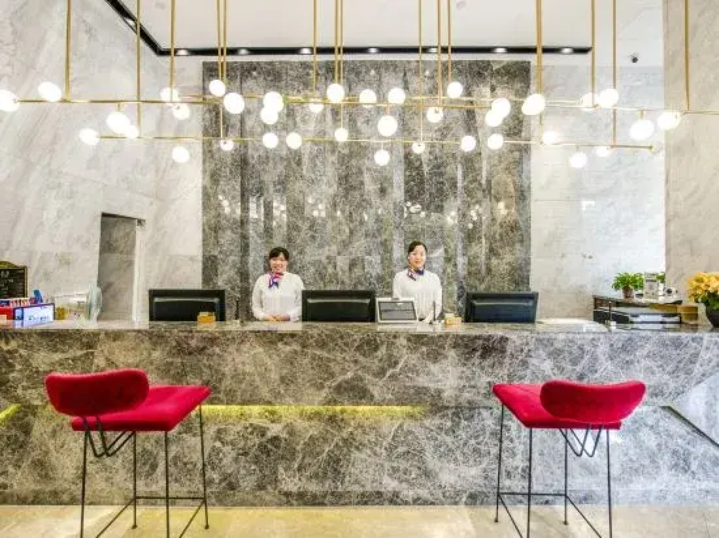 Jinpeng International Hotel (Duyun Dashiban Ancient Street)