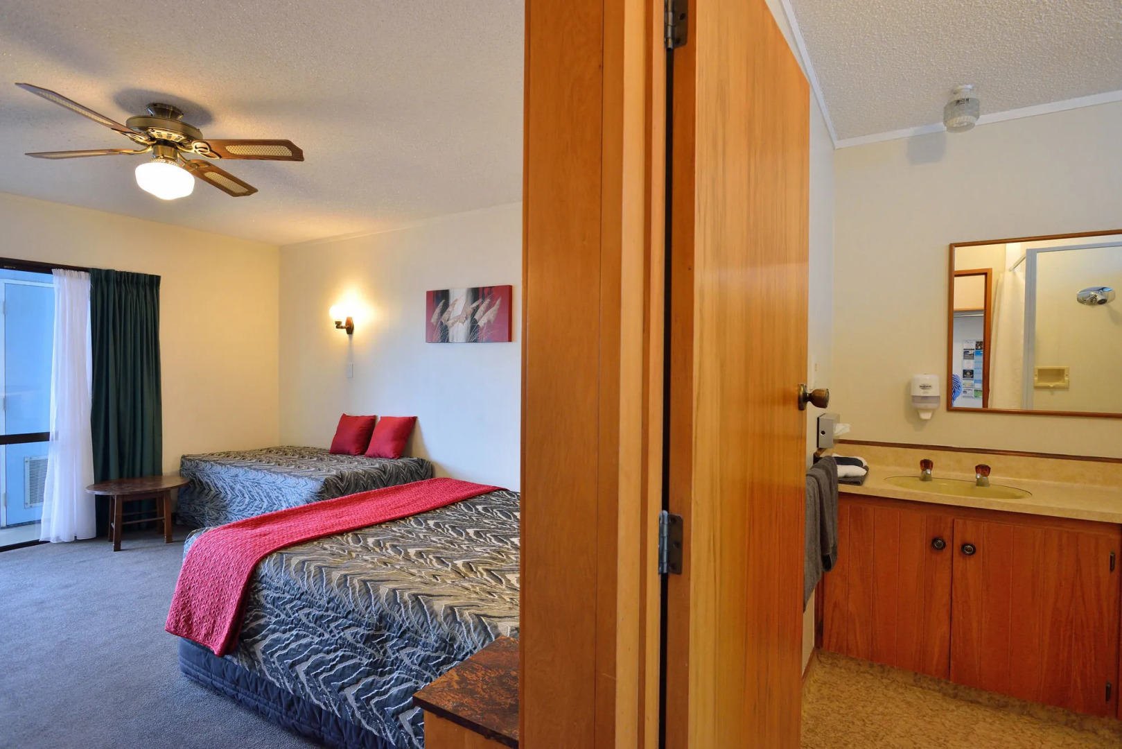 Waikanae Beach Motel