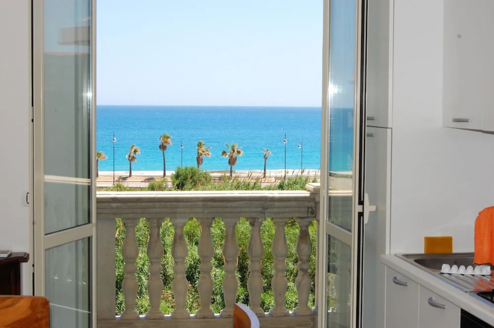 Apartment With 2 Bedrooms in Caulonia Marina, With Wonderful sea View,
