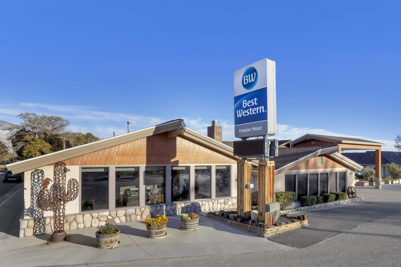 Best Western PLUS Frontier Motel