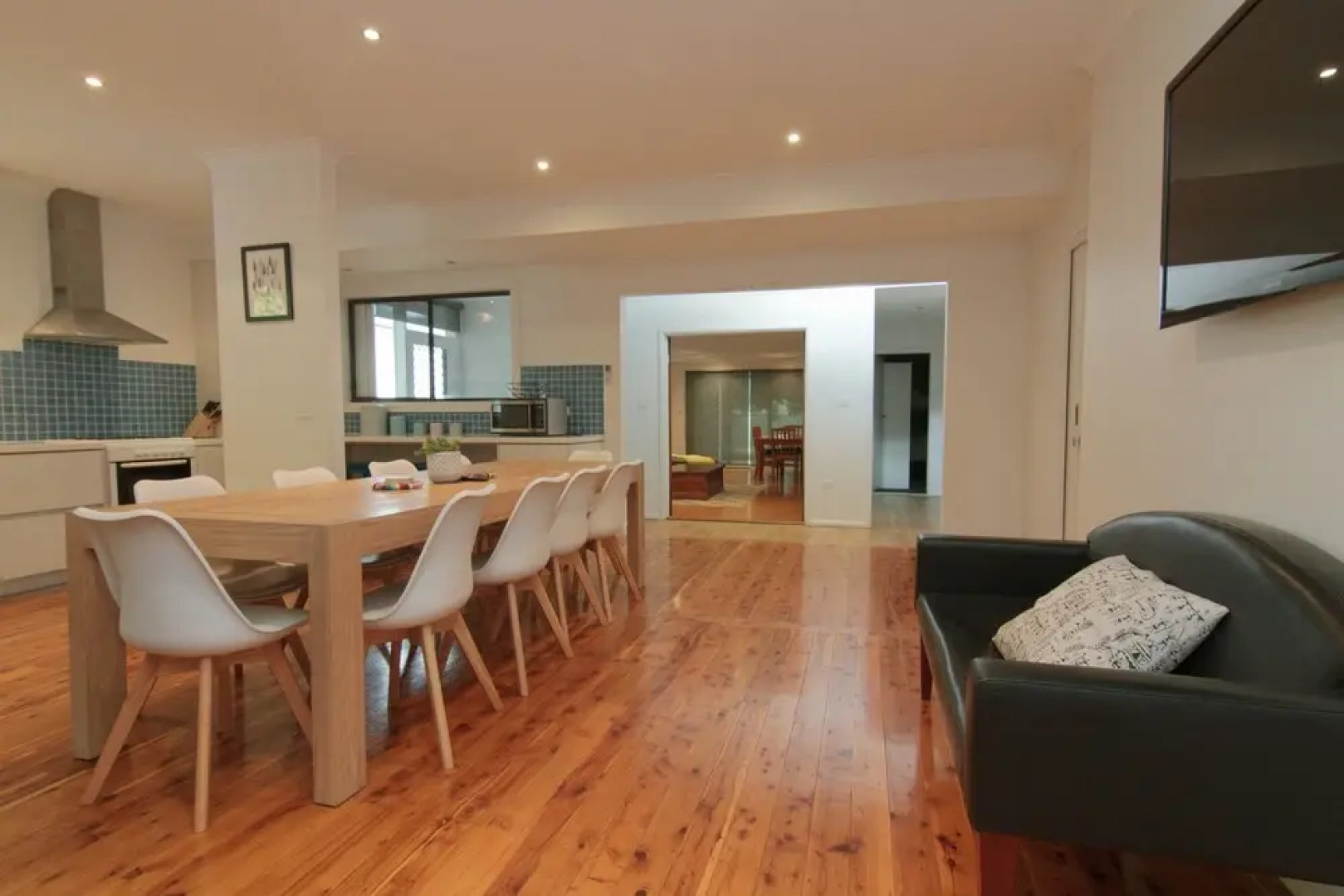 The White House & Retreat