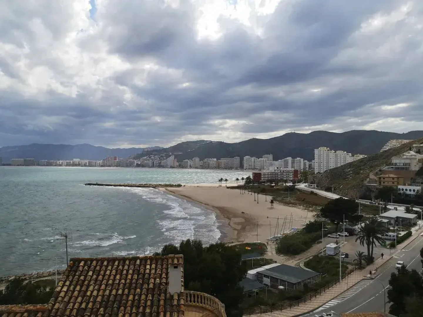 Apartment With Panoramic Frontal Sea Views