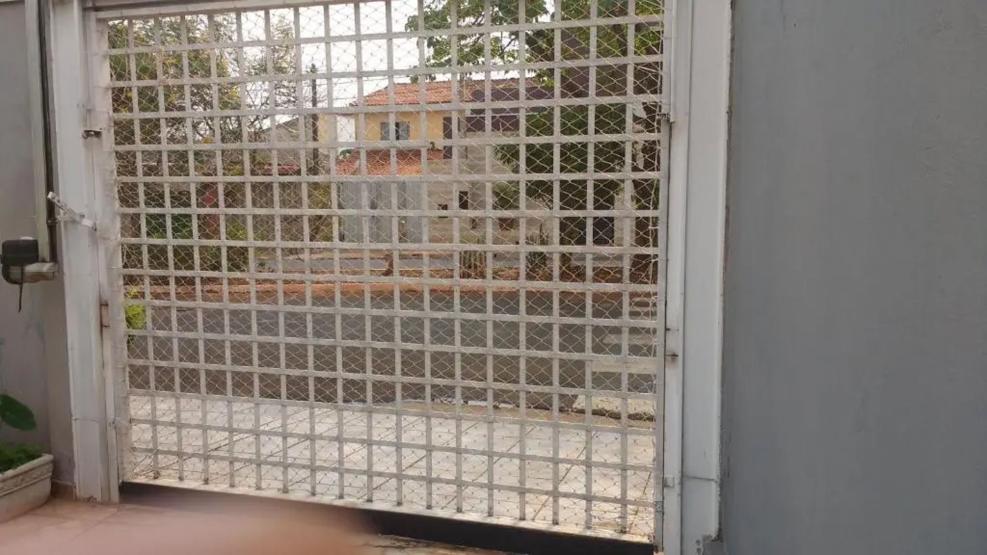 casa a 5 minutos do aeroporto e Univida