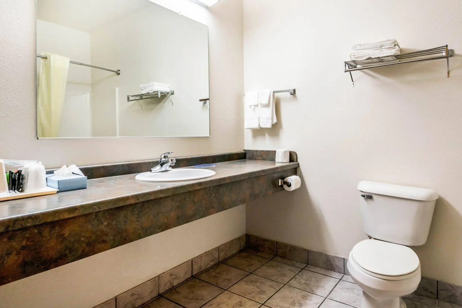 Quality Inn Redgranite