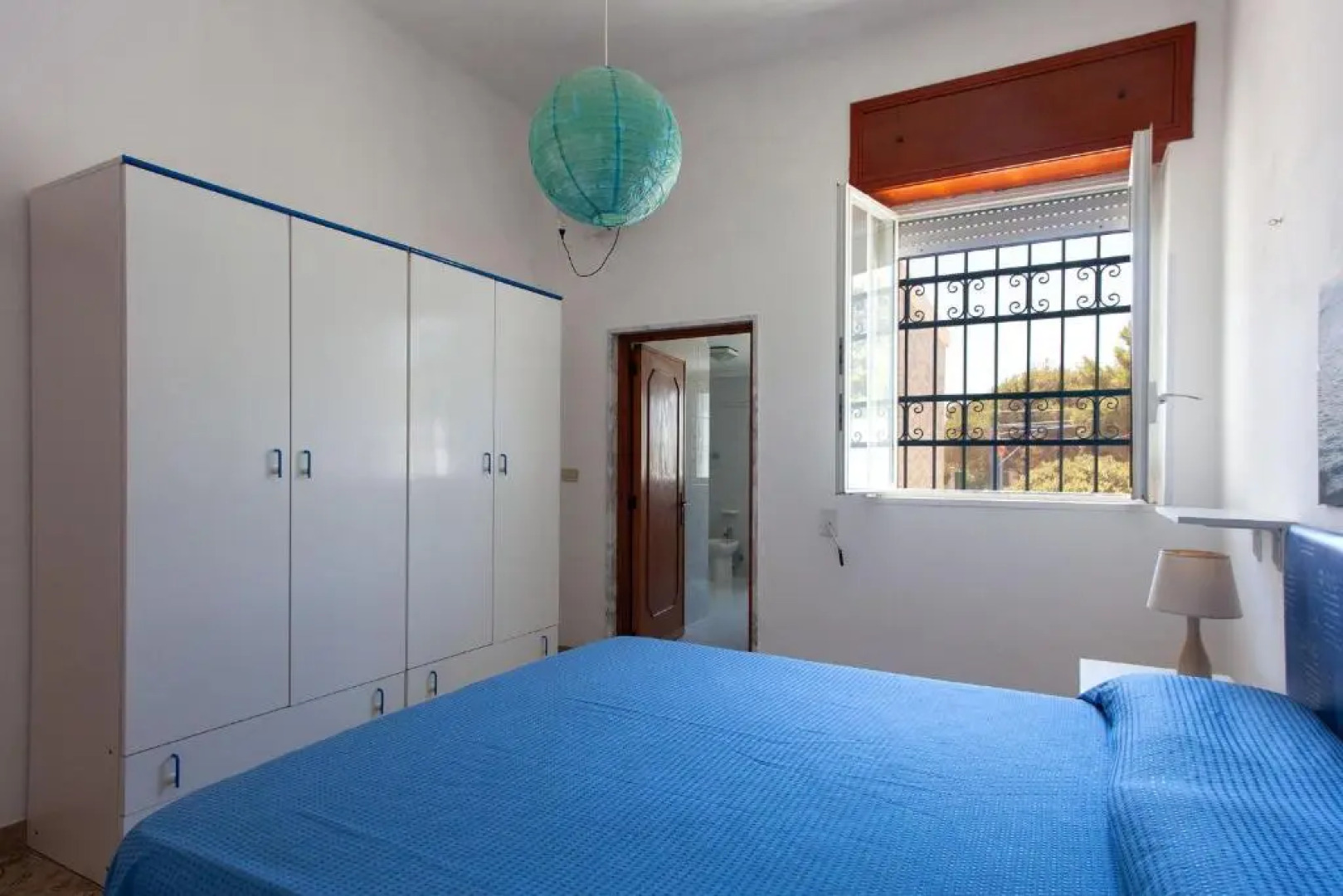 Villa fronte spiaggia con 3 camere e 2 bagni m730