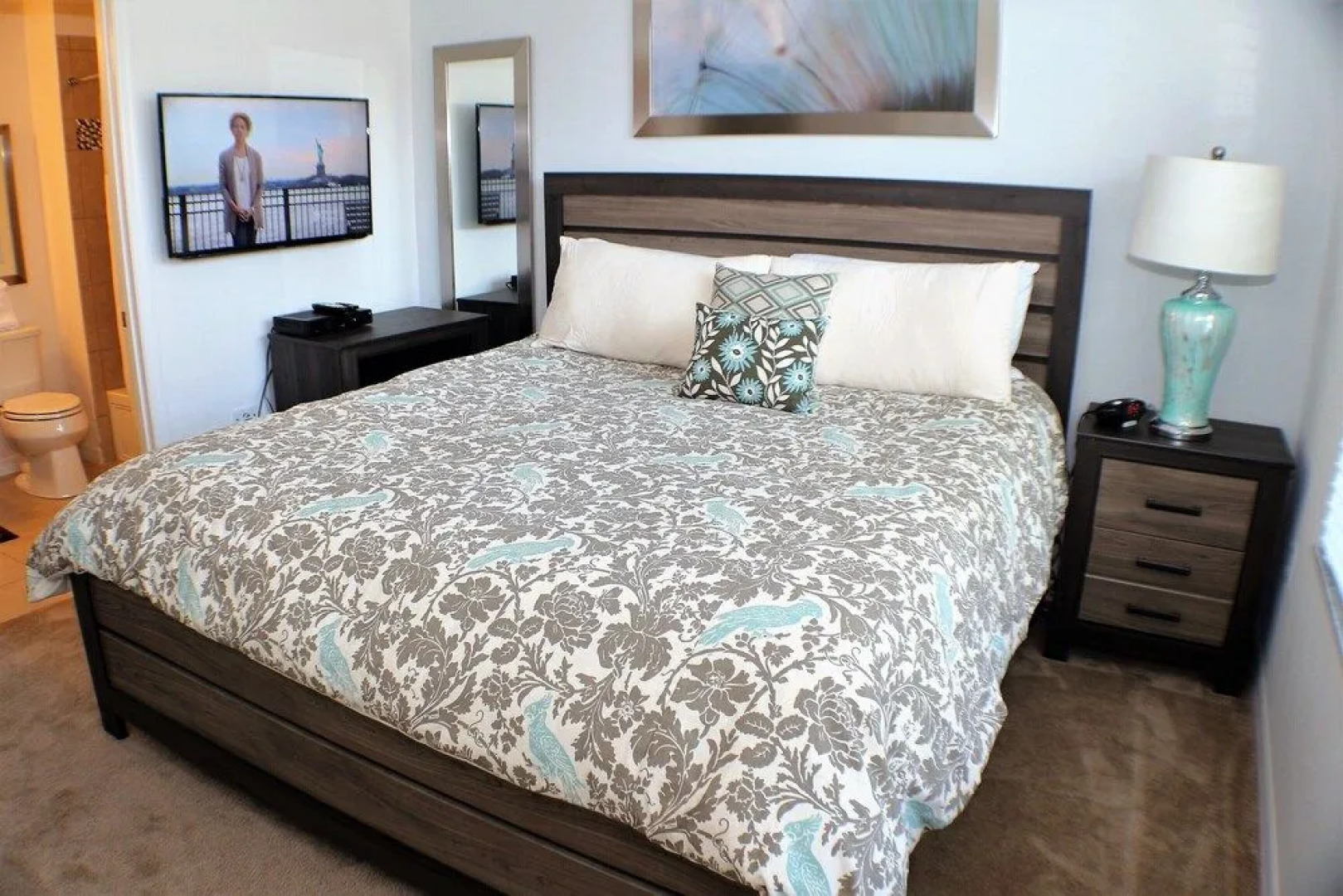 Gated Golf Course Private Pool Spa & Games Room