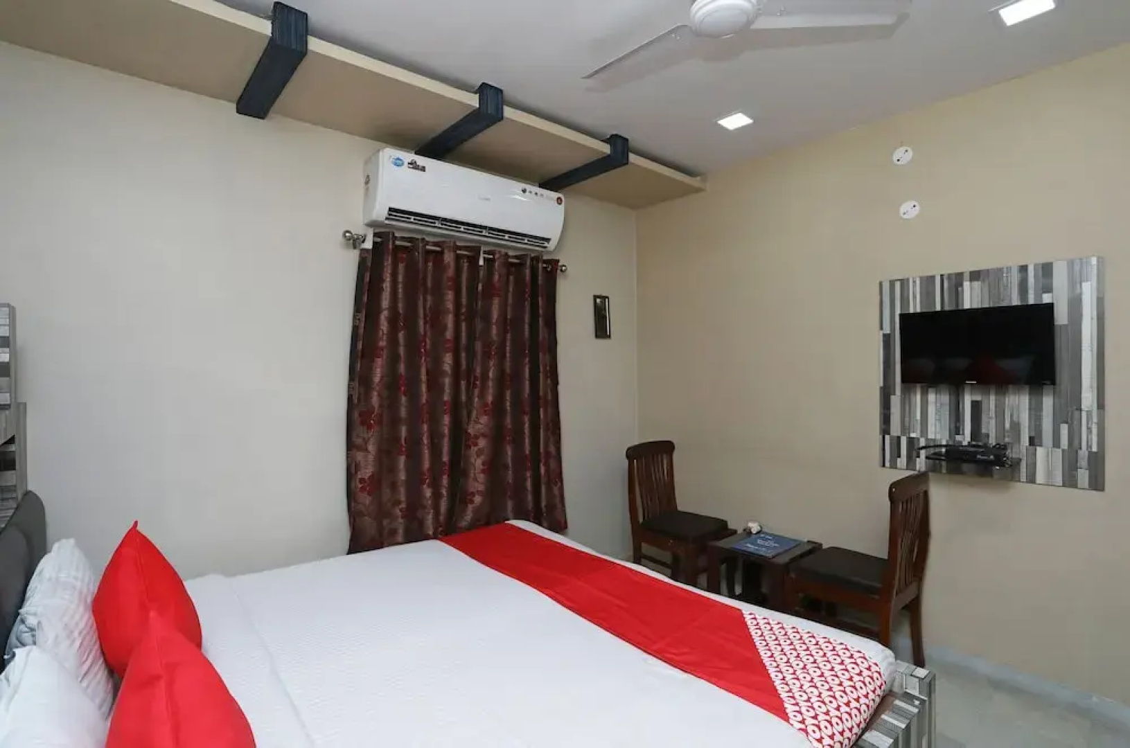 OYO 23385 The Prestige Hotel & Convention