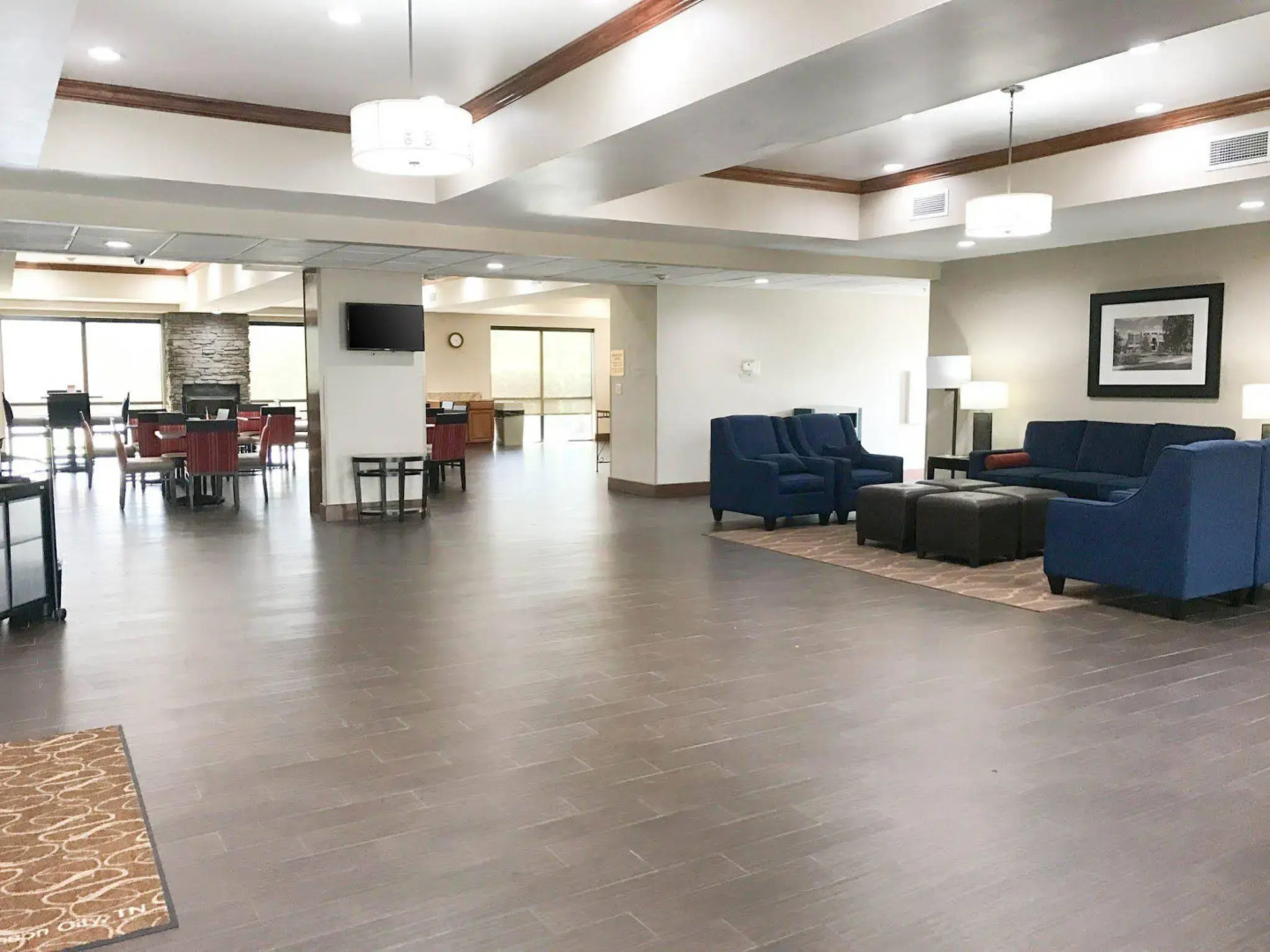 Comfort Suites Johnson City near University