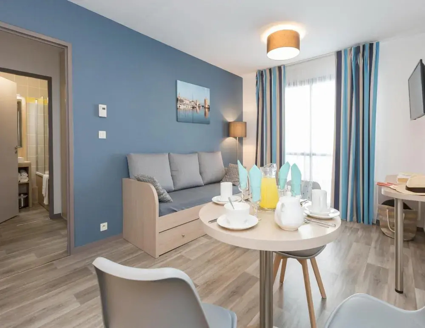 Apartment in La Rochelle Near the Beach