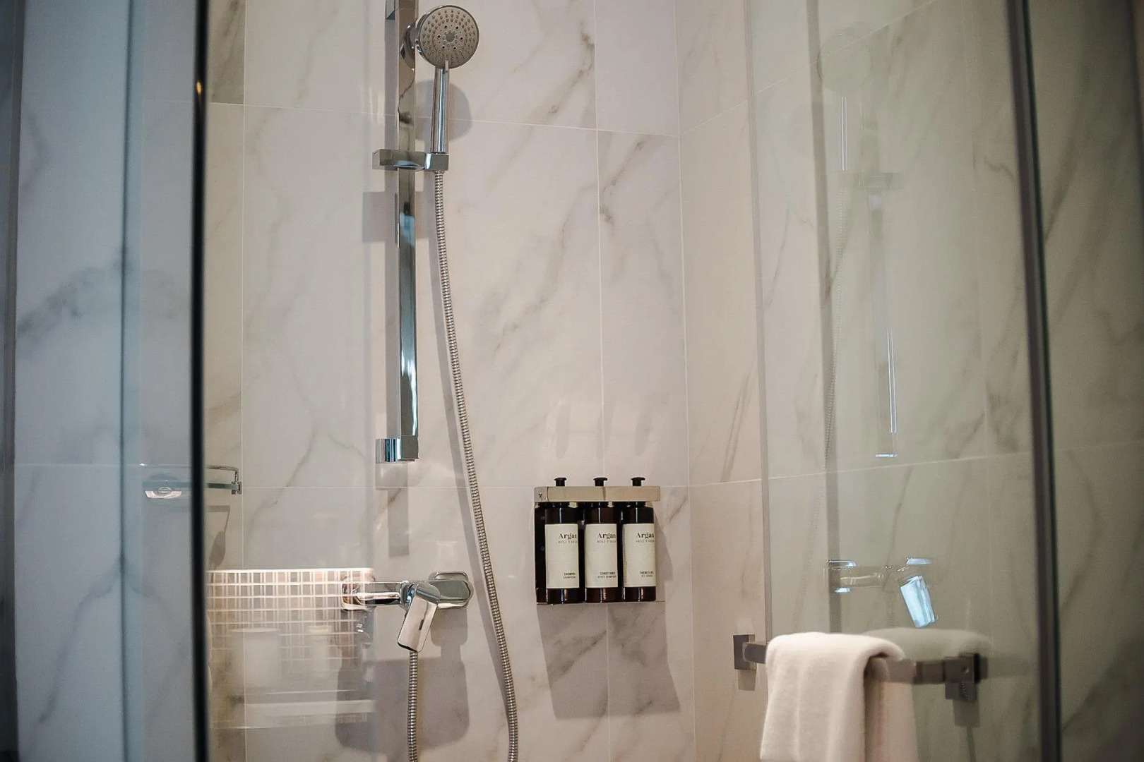 Sindhorn Midtown Hotel Bangkok, Vignette Collection by IHG