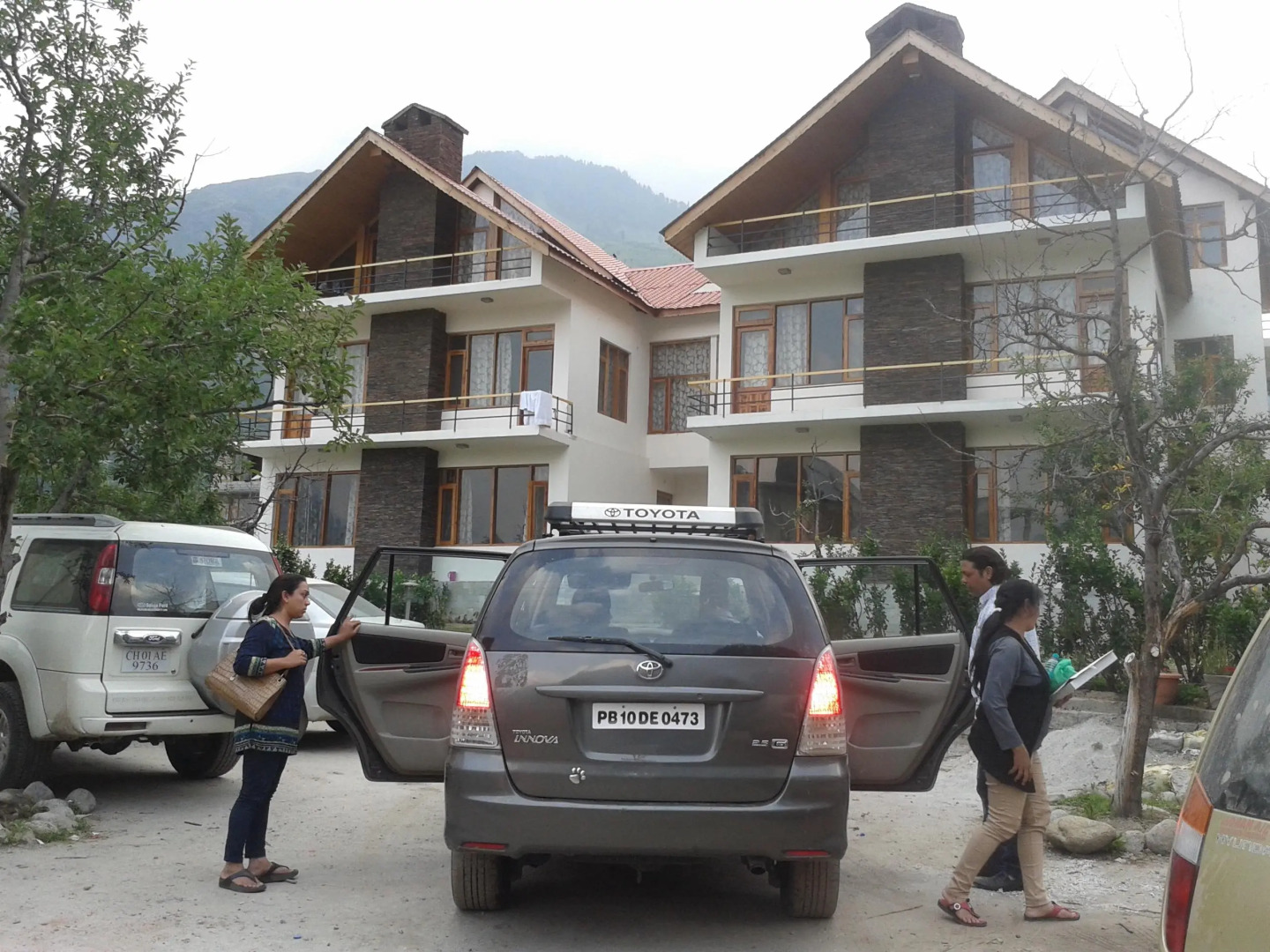 Mount Ville Cottages & Resorts